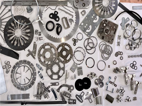 Endüstriyel metal parçalar